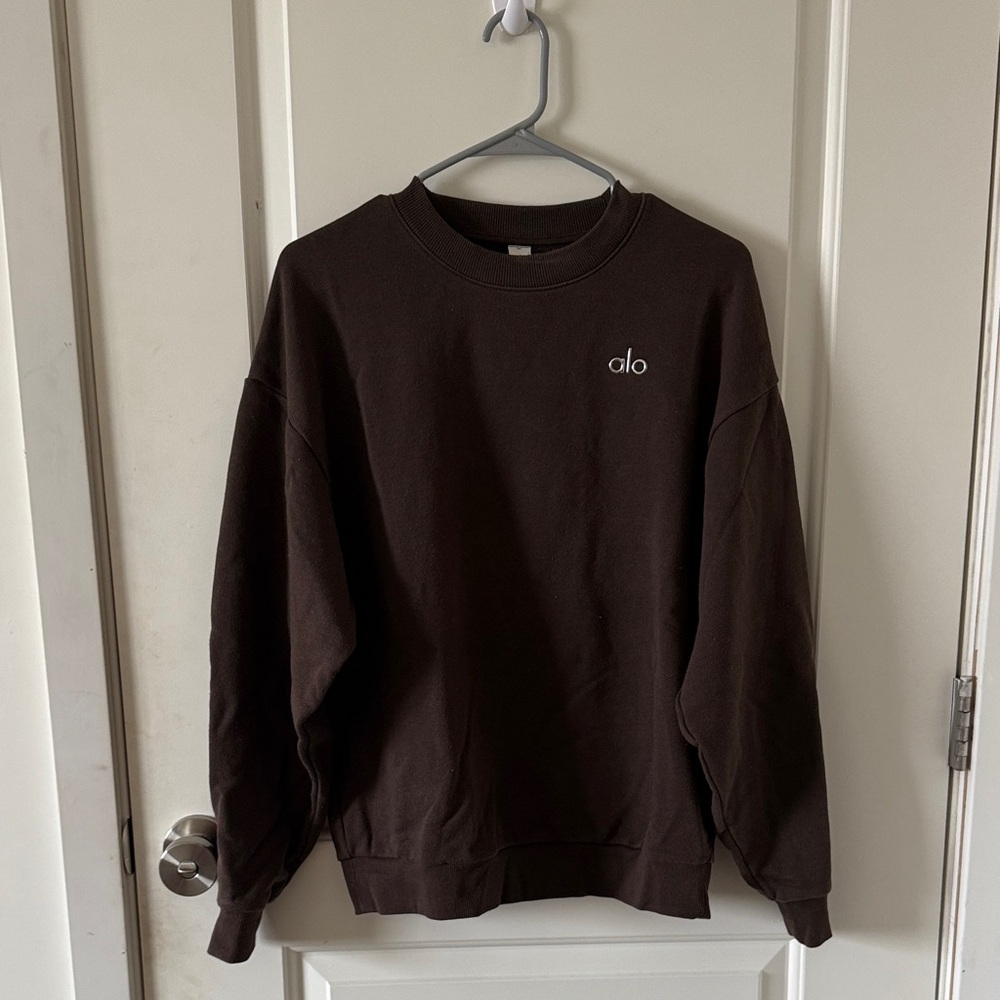 ALO Yoga Women’s Crewneck Pullover in Espresso